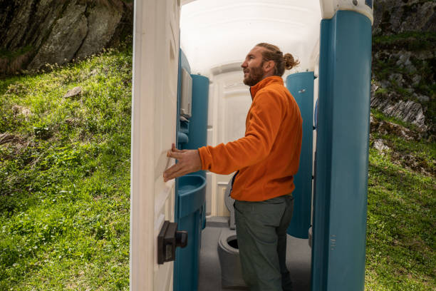 Portable Toilet Options We Offer in Valley Park, MO